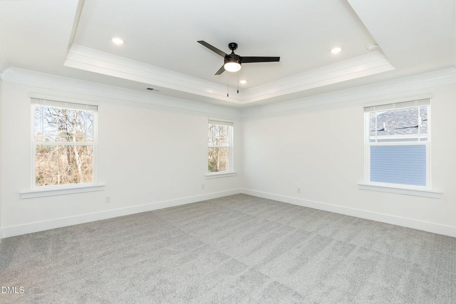 Spacious, unfurnished interior of a new home in Jackson Ridge, Pikeville (Image 20).