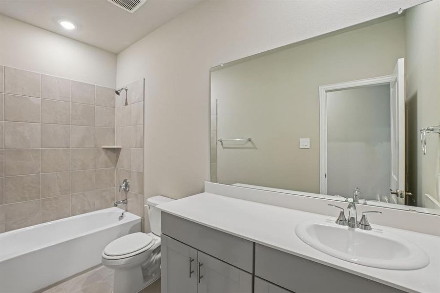Furnished interior view inside a new home in Stella Hills, Denton (Image 15).