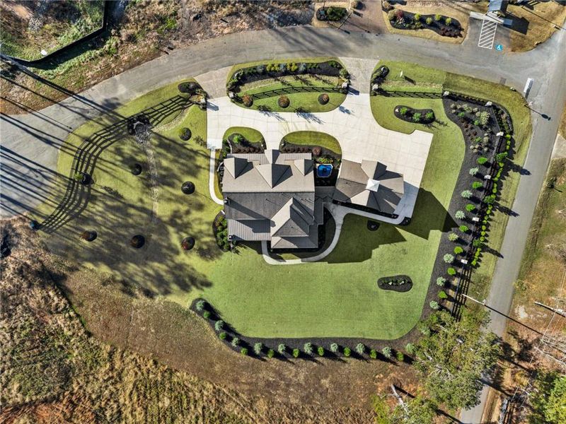 Community amenities in , Alpharetta (Image 112).