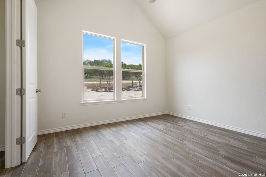 Spacious, unfurnished interior of a new home in , New Braunfels (Image 19).