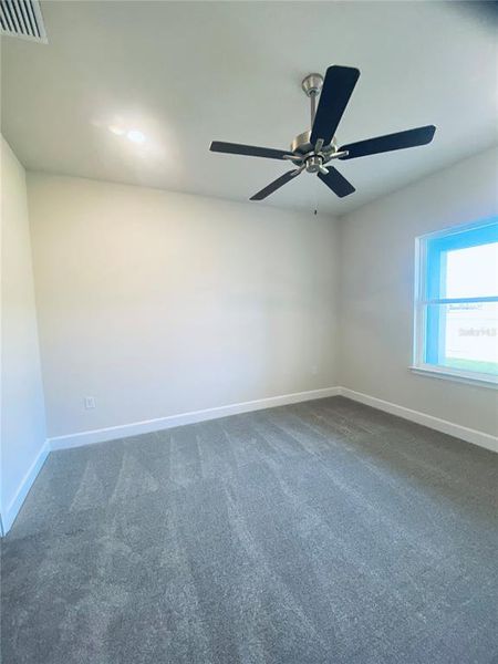 Spacious, unfurnished interior of a new home in , St. Cloud (Image 9).
