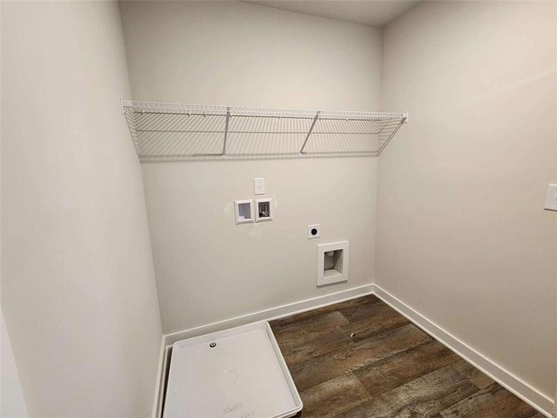 Spacious, unfurnished interior of a new home in Southern Hills, McDonough (Image 36).