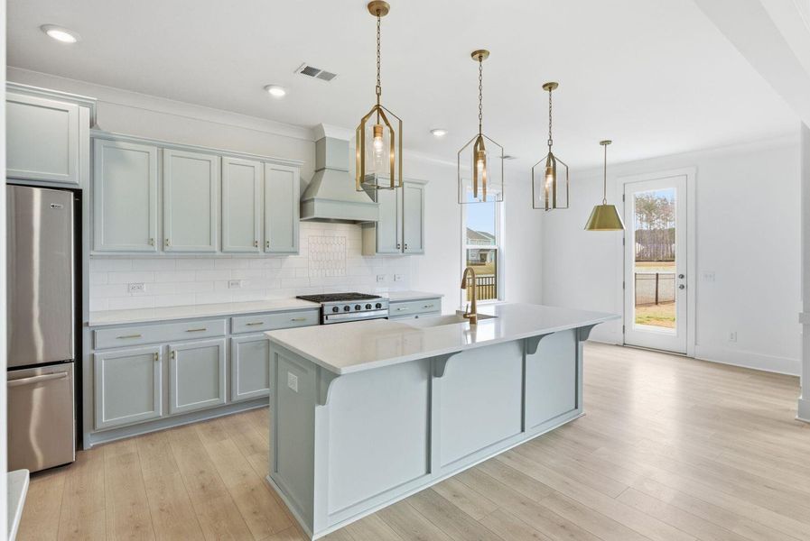Furnished interior view inside a new home in , Ravenel (Image 8).