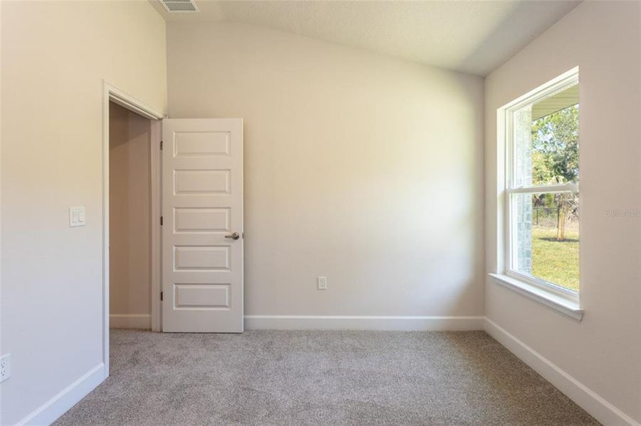 Spacious, unfurnished interior of a new home in , Palm Coast (Image 23).