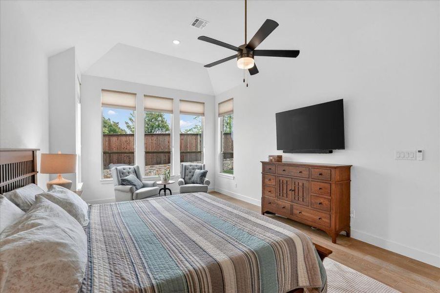 Furnished interior view inside a new home in Saddle Star Estates, Rockwall (Image 38).