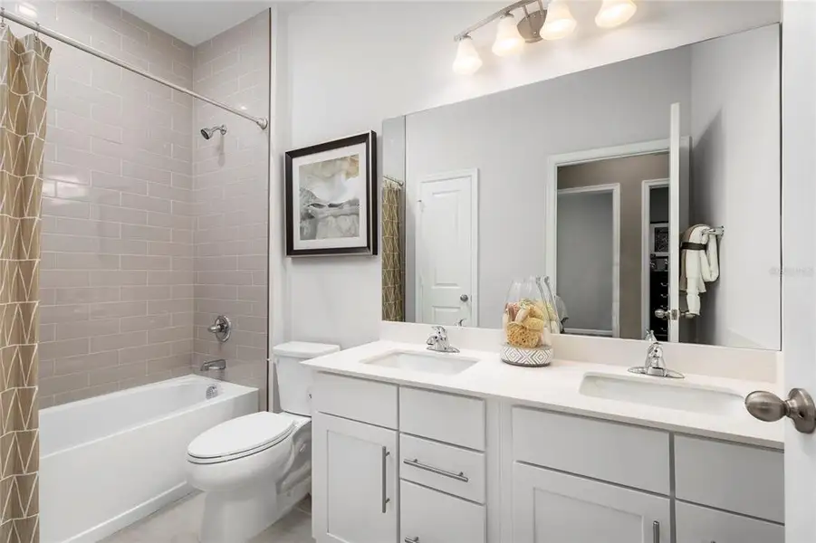 Furnished interior view inside a new home in Morningside Reserve, Leesburg (Image 3).