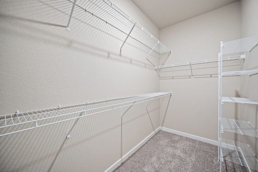 Spacious, unfurnished interior of a new home in Aspen Ranch, Fountain (Image 23).