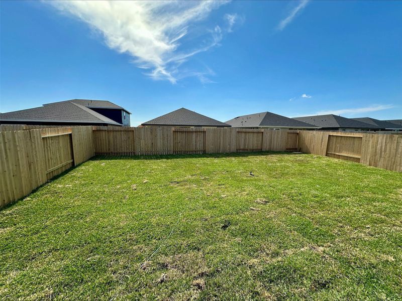 Pictures are representative of floor plan - not actual home Pictures are representative of floor plan - not actual home