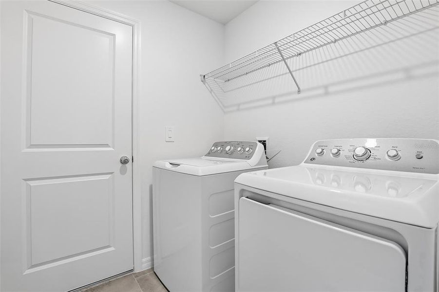 Close-up of interior finishes inside a home in Lennar at Turnleaf, Punta Gorda (Image 21). Close-up of interior finishes inside a home in Lennar at Turnleaf, Punta Gorda (Image 21).