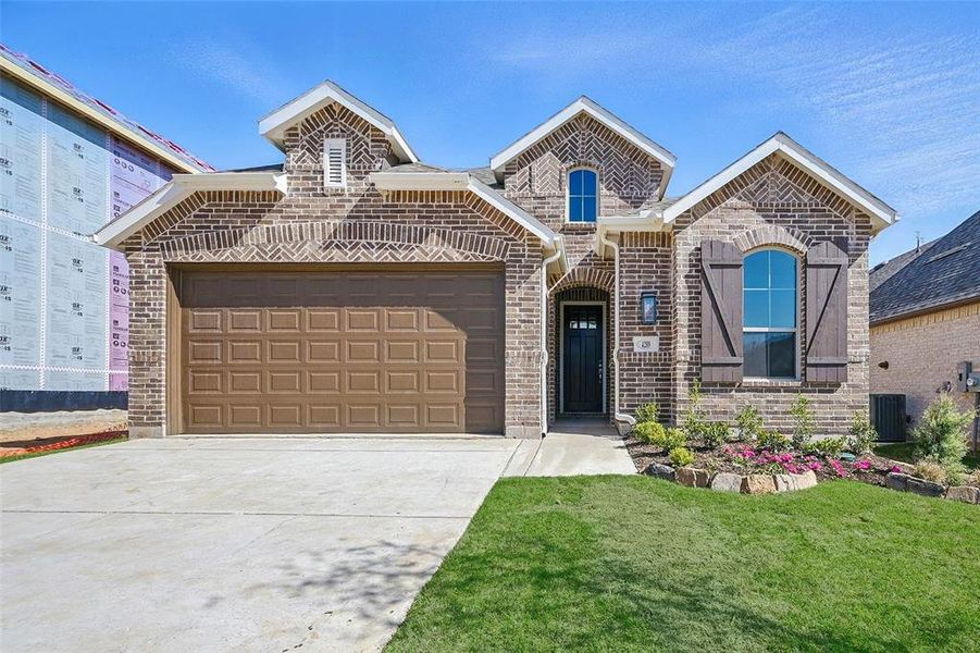 Exterior details and patio area of a home in Gateway Village - The Reserve: 50ft. lots, Denison (Image 3).