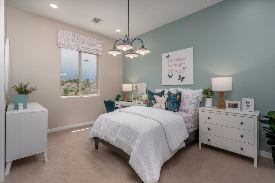 Representative furnished interior of a home built from the Pastora by Risewell Homes in Wildera, San Tan Valley (Image 13).
