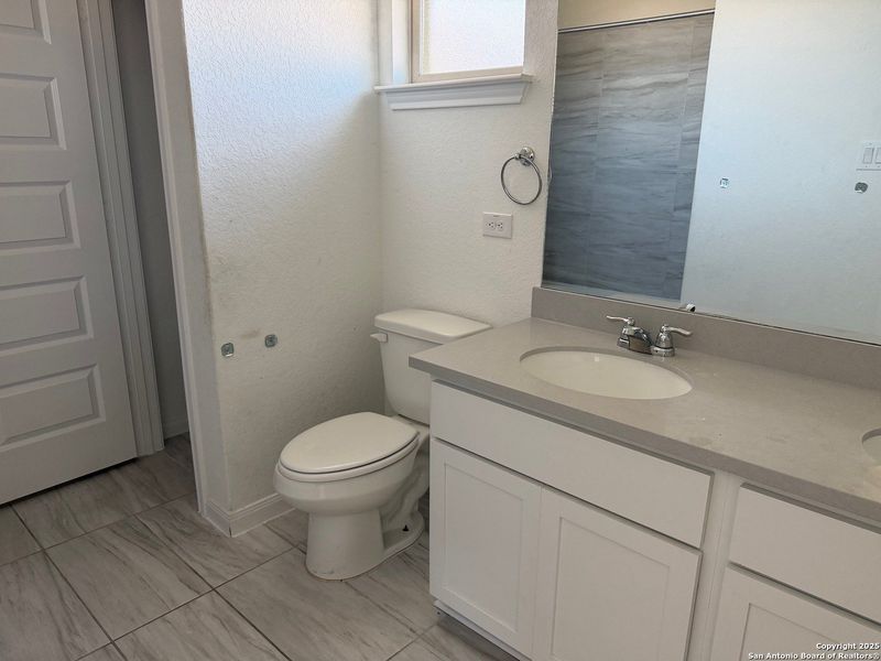 Furnished interior view inside a new home in Knox Ridge, Converse (Image 4). Furnished interior view inside a new home in Knox Ridge, Converse (Image 4).