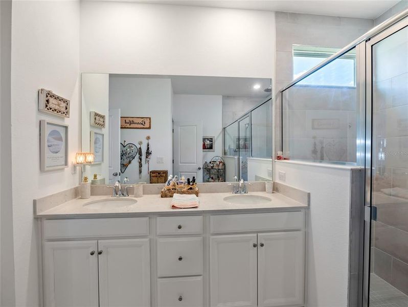 Furnished interior view inside a new home in Liberty Village: Liberty Village - Phase One, Ocala (Image 16).