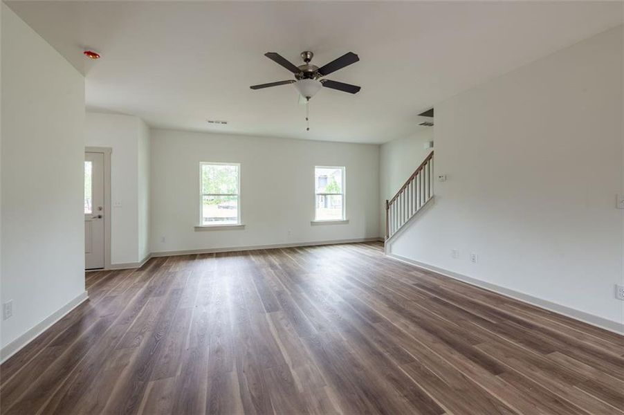 Spacious, unfurnished interior of a new home in , Lawrenceville (Image 24).