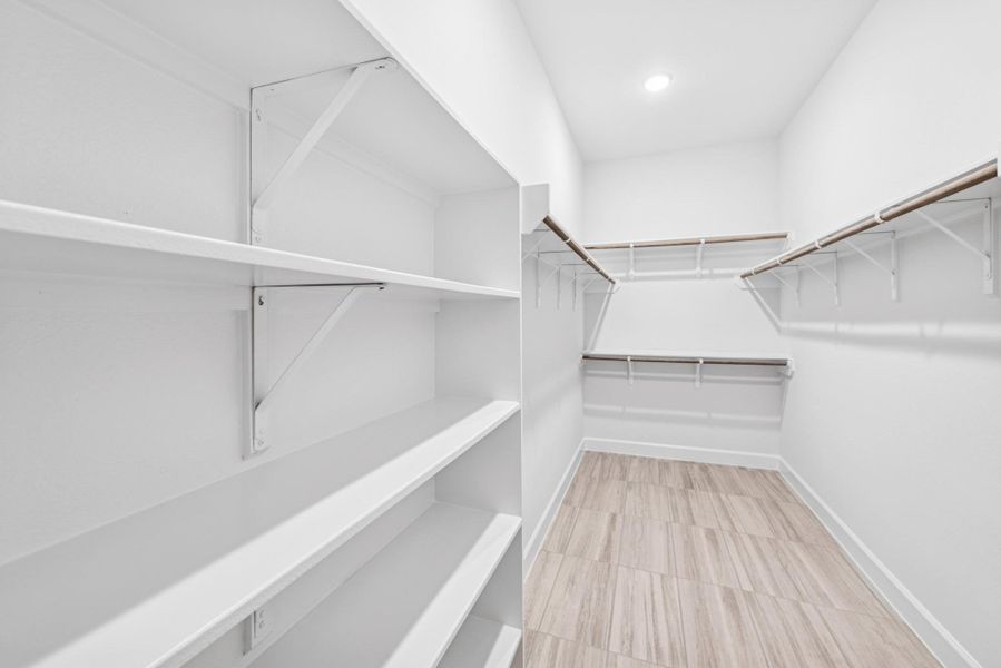 Spacious, unfurnished interior of a new home in Meridiana 55' Homesites, Manvel (Image 28). Spacious, unfurnished interior of a new home in Meridiana 55' Homesites, Manvel (Image 28).