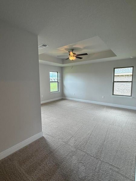 Spacious, unfurnished interior of a new home in Ridgeway Landing, Crestview (Image 7).
