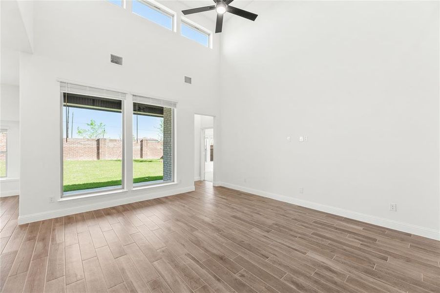 Spacious, unfurnished interior of a new home in Creekview Meadows, Celina (Image 40).