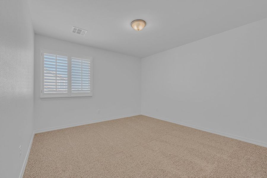 Representative unfurnished interior of a home built from the Bellagio 425SSC by Saratoga Homes in Paseo Del Este, El Paso (Image 41).