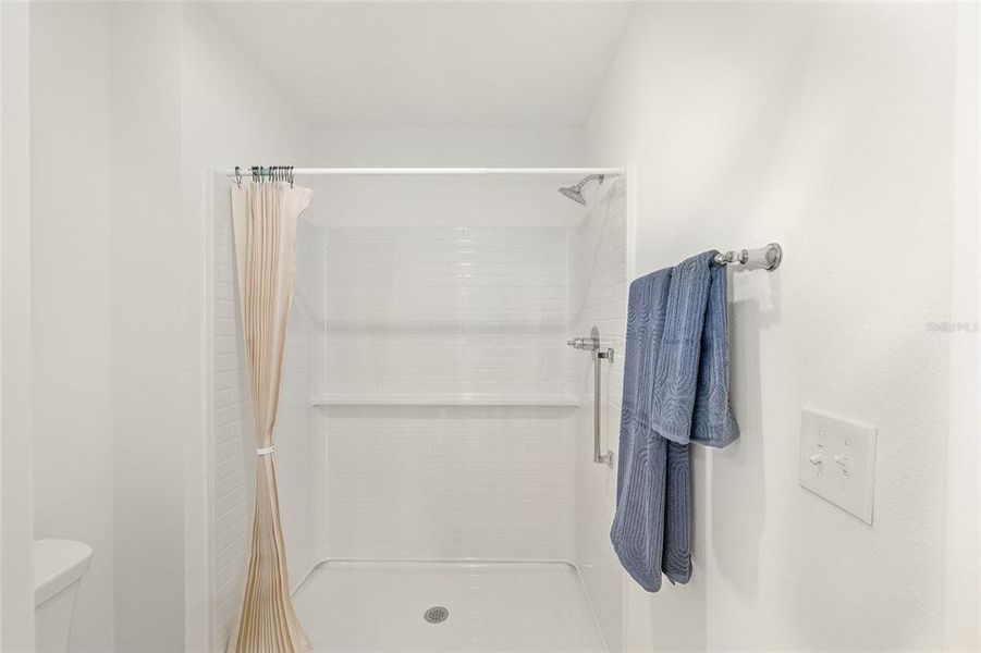 Image 36 of a home in .