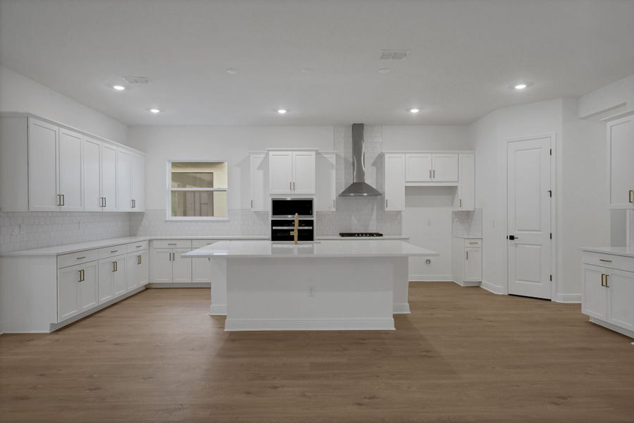 4br New Home in Windermere, FL.  - Slide 20