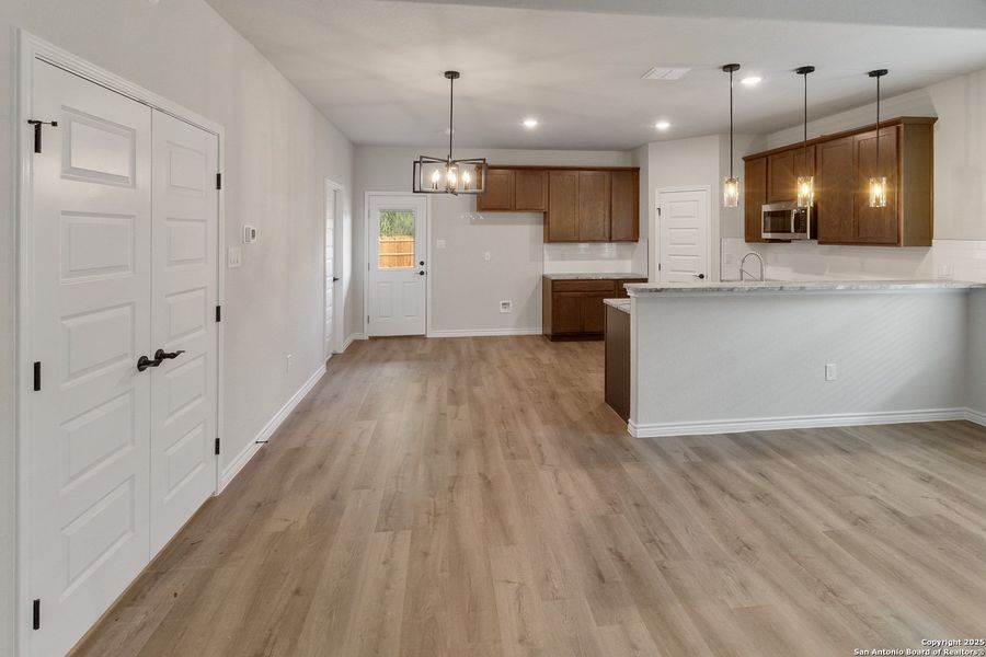 Spacious, unfurnished interior of a new home in , Beeville (Image 21).