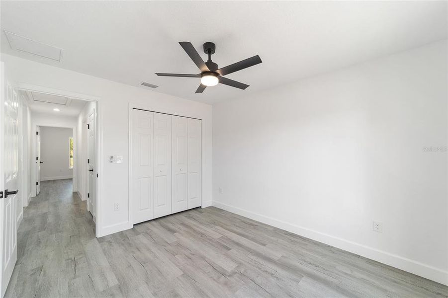 Spacious, unfurnished interior of a new home in , Ocala (Image 29).