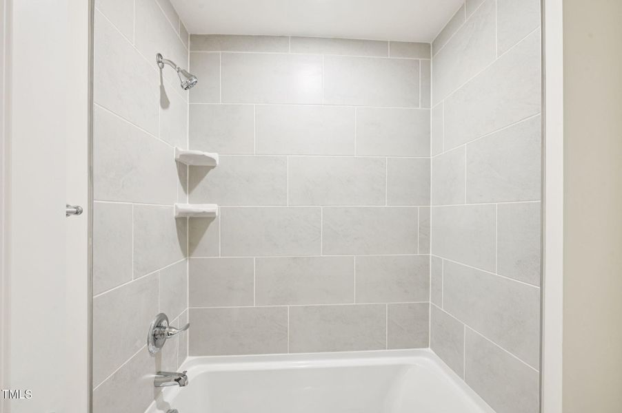 39-web-or-mls-236 Alden Way-038