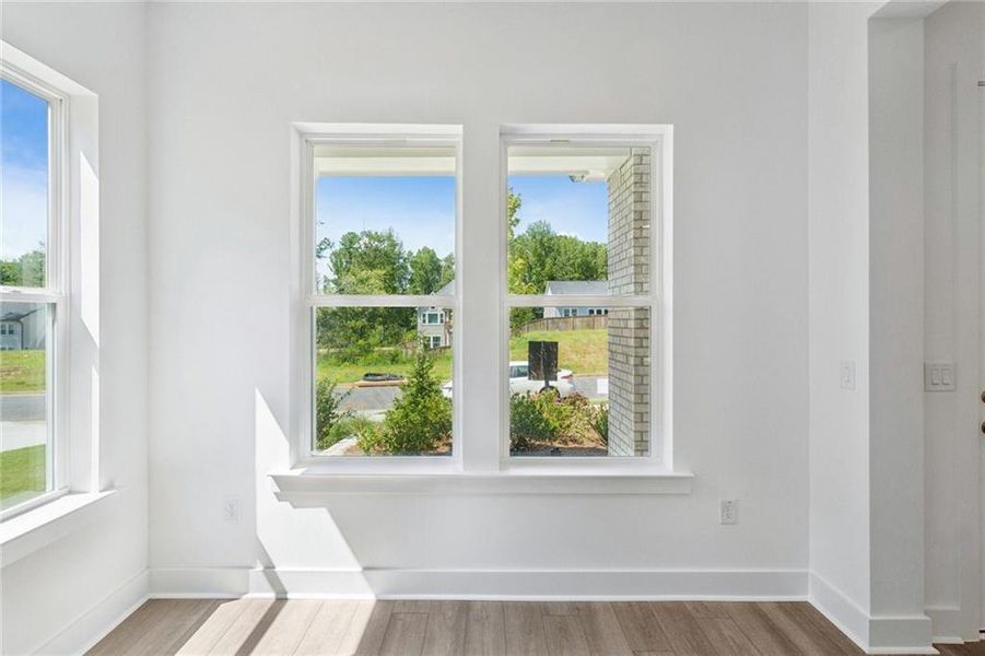 Spacious, unfurnished interior of a new home in Settingdown Farms, Cumming (Image 15).