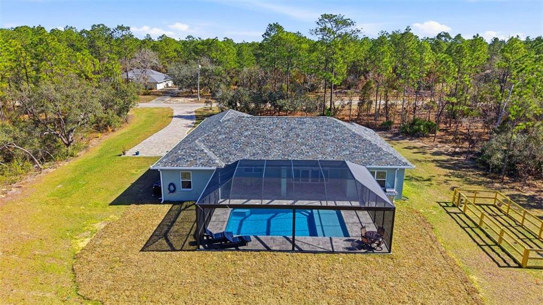 Exterior details and patio area of a home in , Beverly Hills (Image 41).