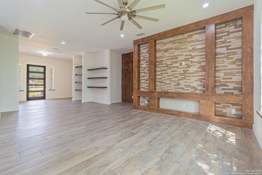 Spacious, unfurnished interior of a new home in , San Antonio (Image 35). Spacious, unfurnished interior of a new home in , San Antonio (Image 35).
