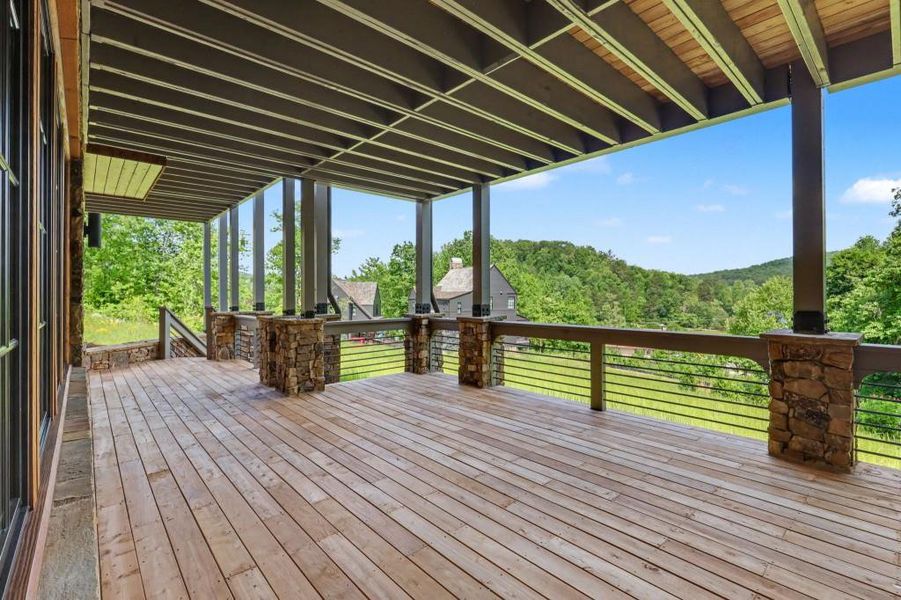 Exterior details and patio area of a home in , Clarkesville (Image 4).