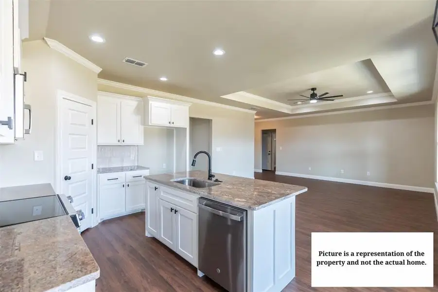 Furnished interior view inside a new home in , Abilene (Image 7).