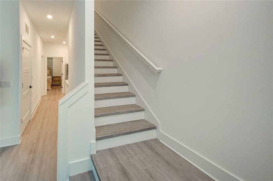 Spacious, unfurnished interior of a new home in , St. Petersburg (Image 22).