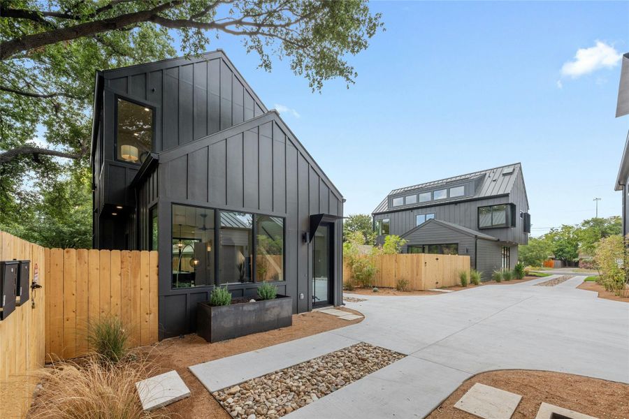 Exterior details and patio area of a home in , Austin (Image 20).