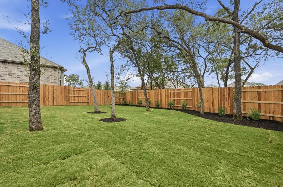 Exterior details and patio area of a home in 6 Creeks at Waterridge, Kyle (Image 2).
