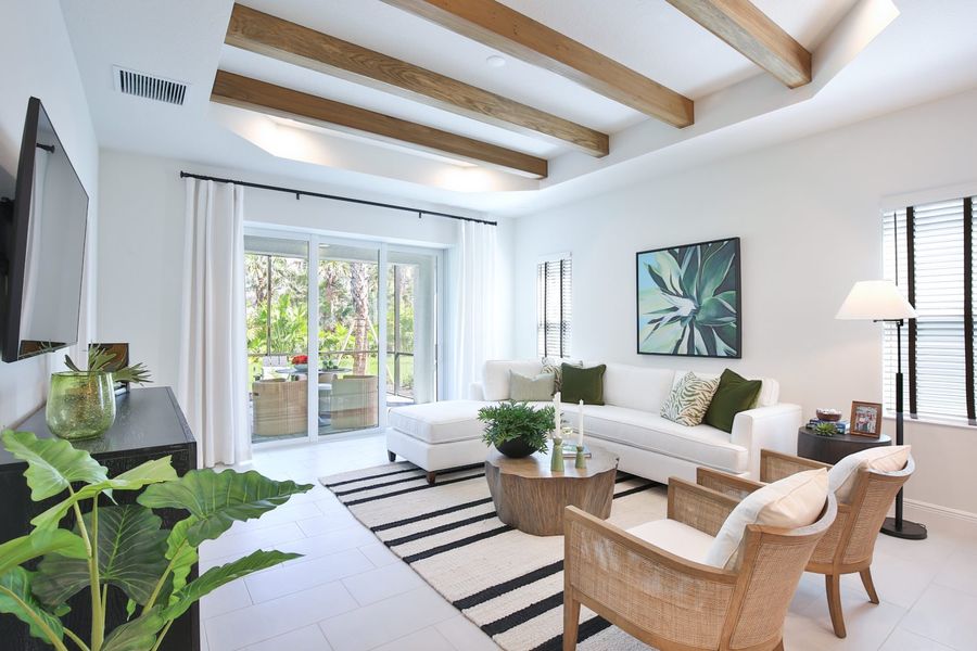 Representative furnished interior of a home built from the Dream 2 by Neal Communities in Boca Royale Golf & Country Club at Wellen Park, Englewood (Image 10).