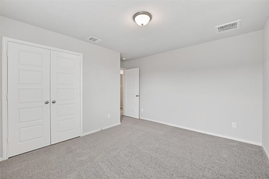 Spacious, unfurnished interior of a new home in Rollingbrook Estates, Baytown (Image 35). Spacious, unfurnished interior of a new home in Rollingbrook Estates, Baytown (Image 35).