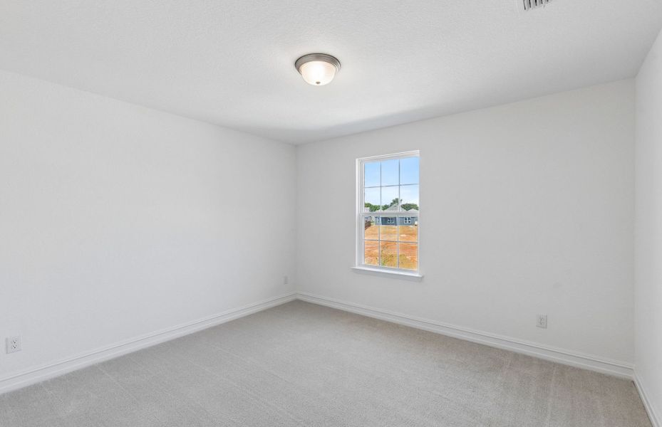 Spacious, unfurnished interior of a new home in Kings Way, Denton (Image 20).