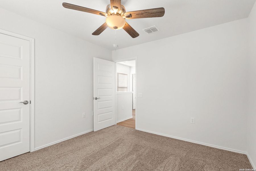 Spacious, unfurnished interior of a new home in , San Antonio (Image 17).