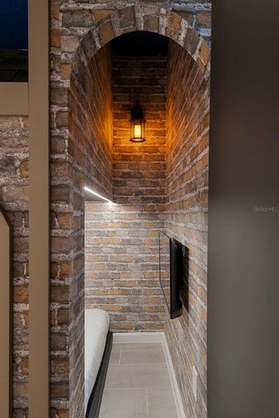 Exterior details and patio area of a home in , Orlando (Image 31).