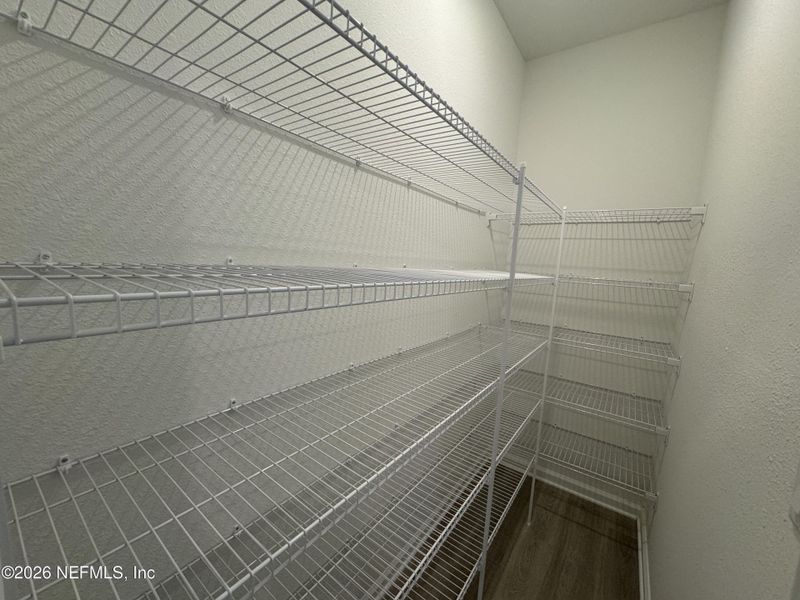 Spacious, unfurnished interior of a new home in Hyland Trail, Green Cove Springs (Image 27).