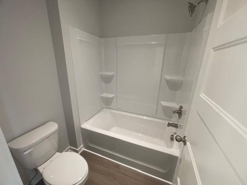 Furnished interior view inside a new home in Ponderosa Farms Estates, Gainesville (Image 12).