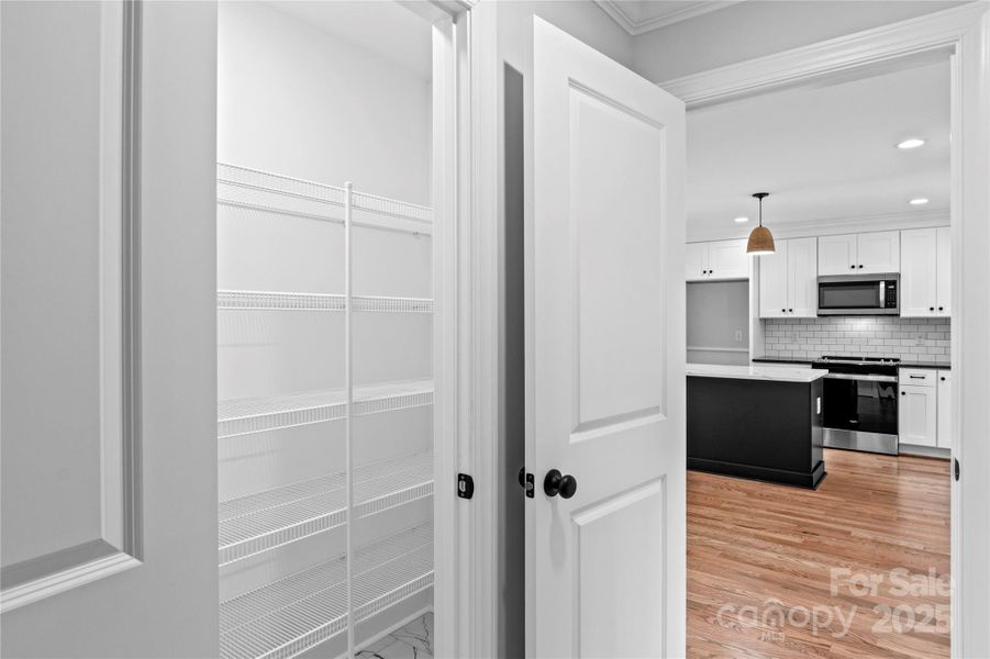 Image 32 of a home in .