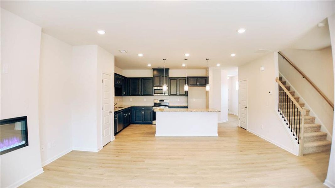 Spacious, unfurnished interior of a new home in Franklin Manor, Lawrenceville (Image 16).