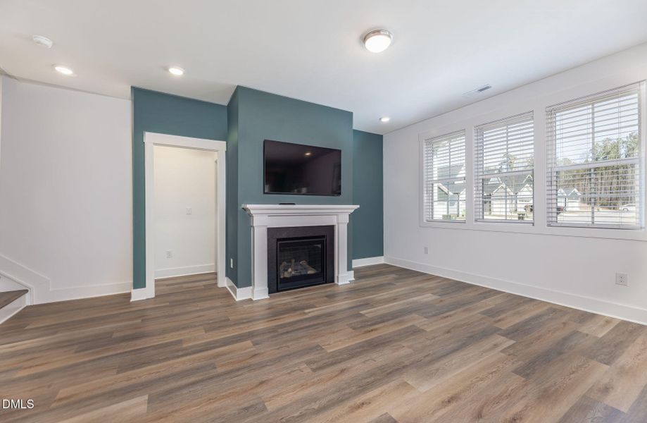 44-web-or-mls-8Y3A9180-Edit-2