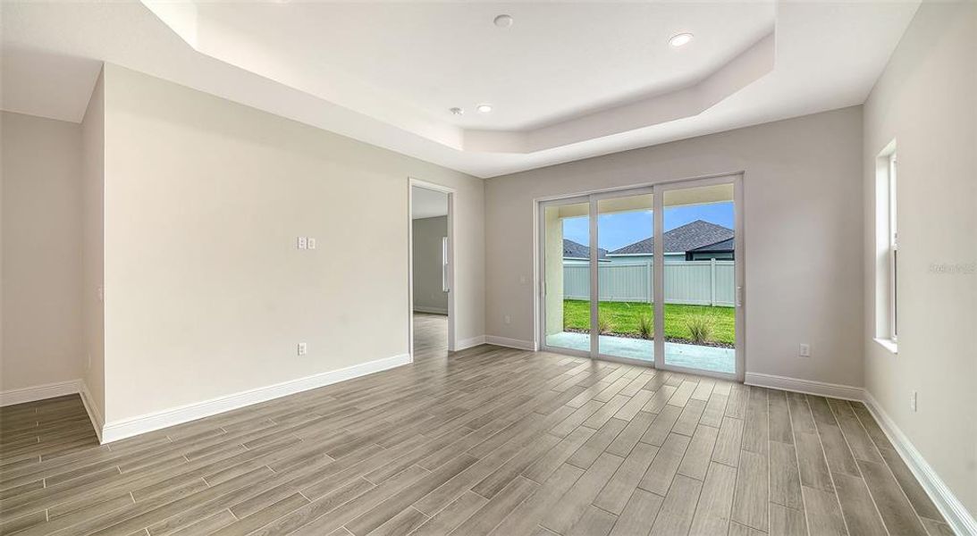 Spacious, unfurnished interior of a new home in Canoe Creek, Parrish (Image 35).