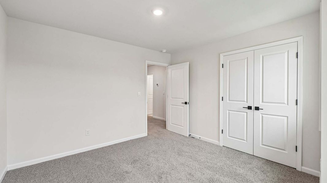 Spacious, unfurnished interior of a new home in Sylvan Creek, Denver (Image 31). Spacious, unfurnished interior of a new home in Sylvan Creek, Denver (Image 31).