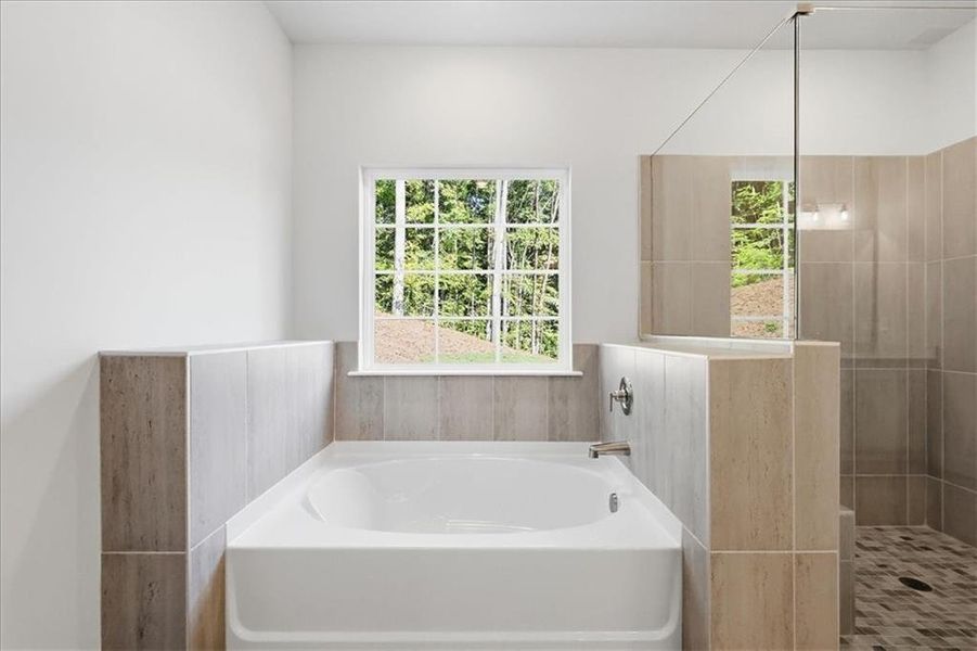 Furnished interior view inside a new home in Bradley Gin, Monroe (Image 8).