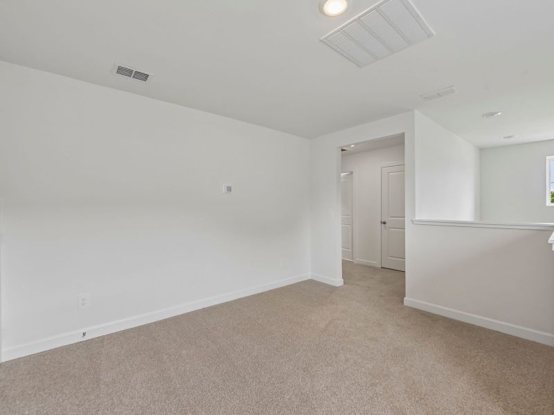 Spacious, unfurnished interior of a new home in Seattle Crossing, Shelby (Image 15).