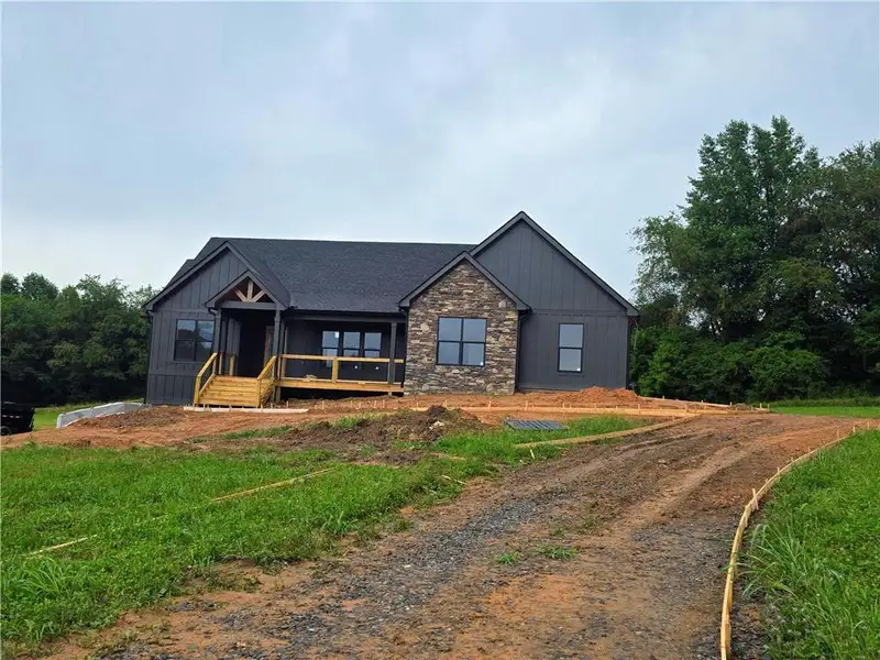Image 4 of a home in .